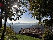 15 Sereno il cielo , ma leggera foschia sulla valle